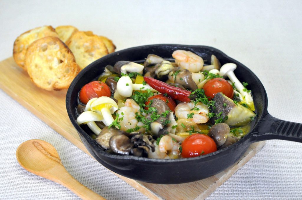 garlic butter with shrimp and mushrooms | Hokto Kinoko Company