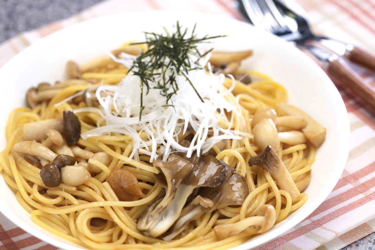 Simple mushroom Spaghetti 
